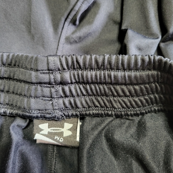 Under Armour Joggers Size 30 - Picture 4 of 5
